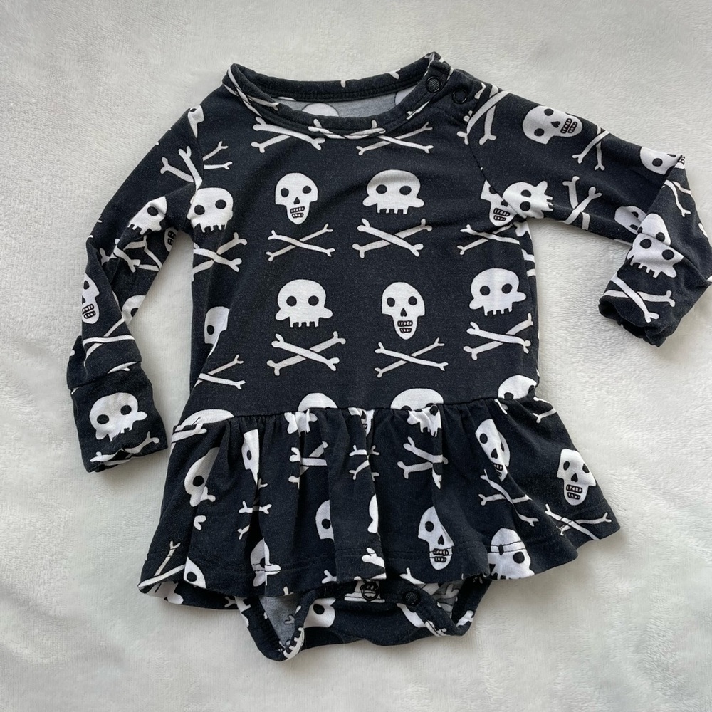 Gigi & Max Skelly Tutu Black and White Skulls Bamboo Bodysuit Twirl